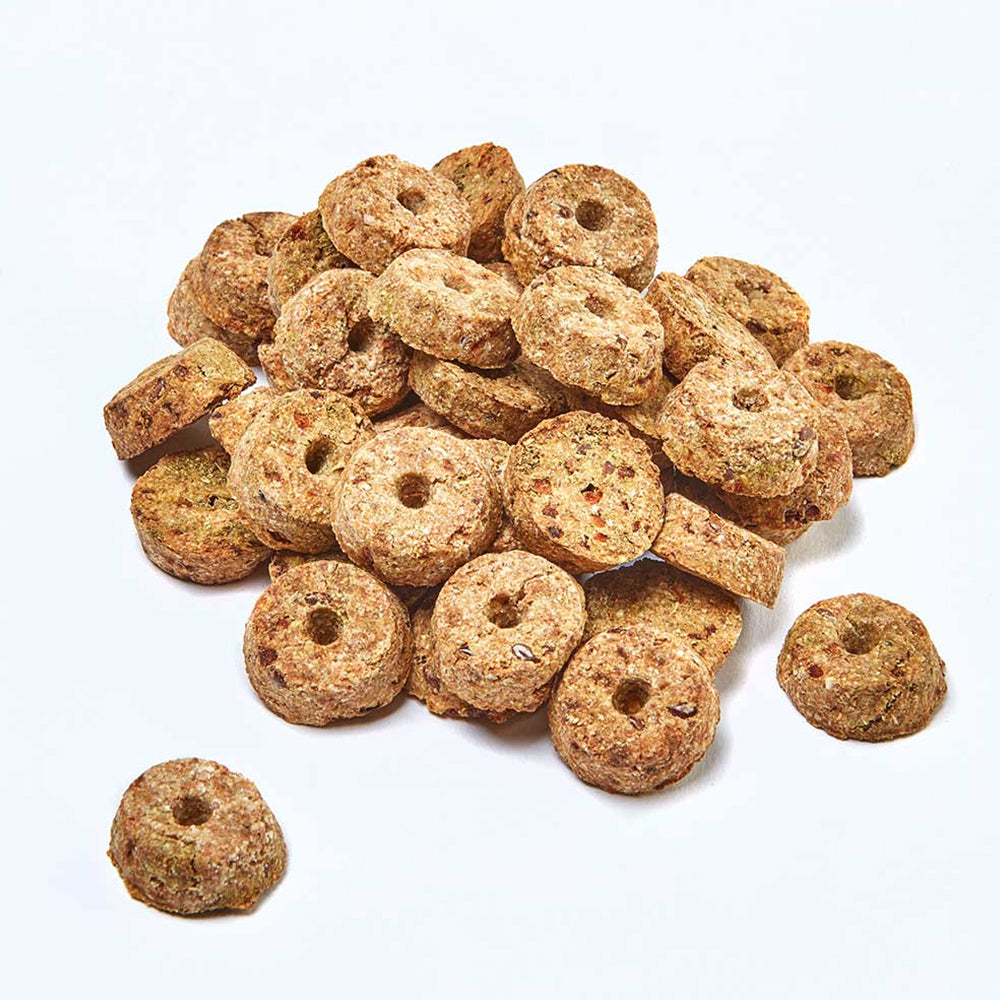 Treats of Kaytee Timothy Biscuits Baked with Carrot Small Animal Treats 10-oz