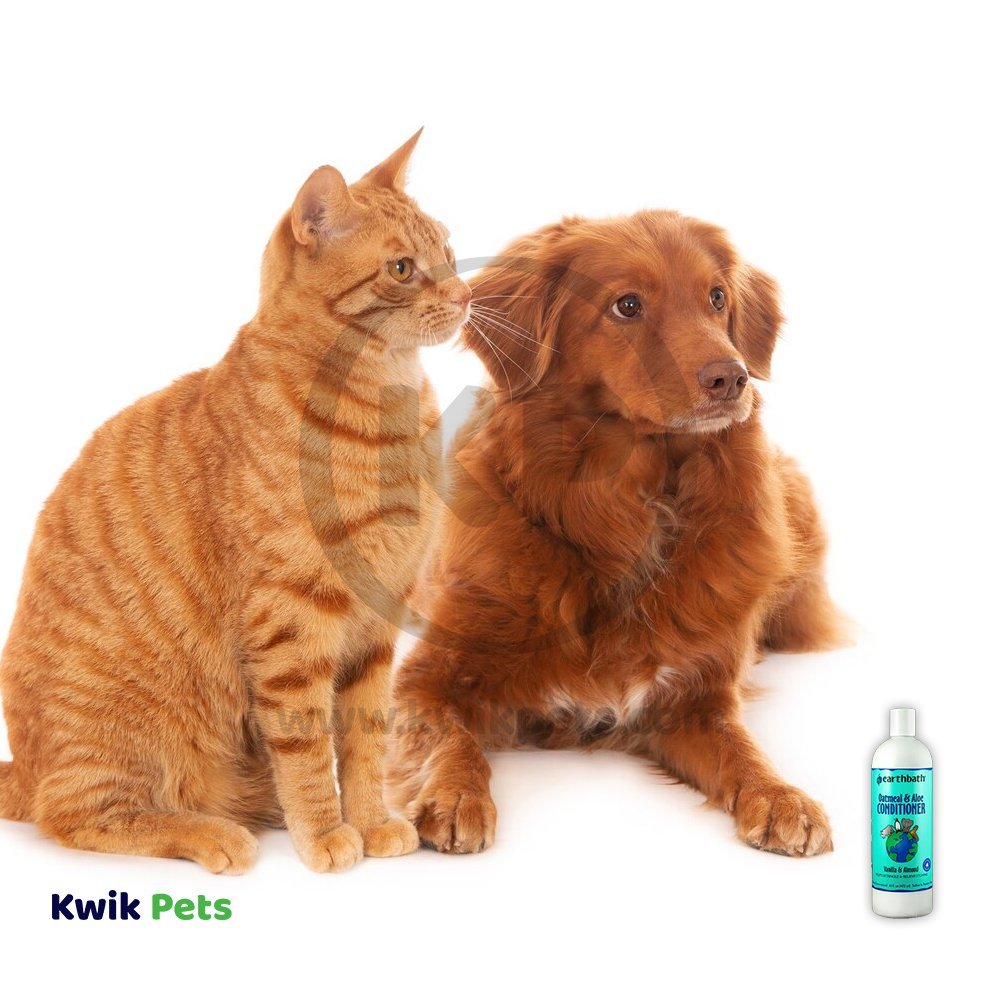 earthbath® Oatmeal & Aloe Conditioner, Vanilla & Almond, Helps Relieve Itchy Dry Skin, Made in USA, 16 oz - Kwik Pets